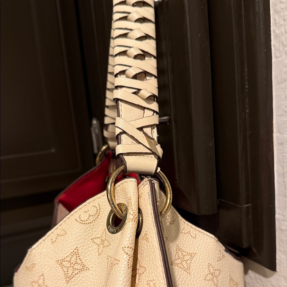 Elegant Cream Designer Handbag